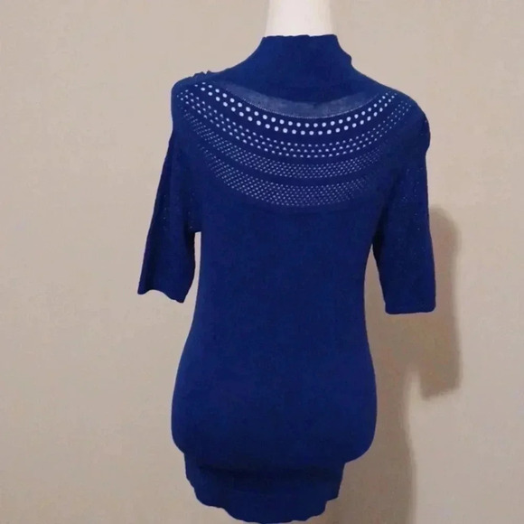 🌺Cache dark blue sweater with short sleeves - Picture 6 of 7